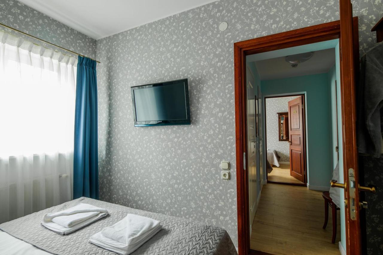 Saka Manor Hotel ภายนอก รูปภาพ